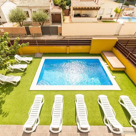 Modern In * L'Escala